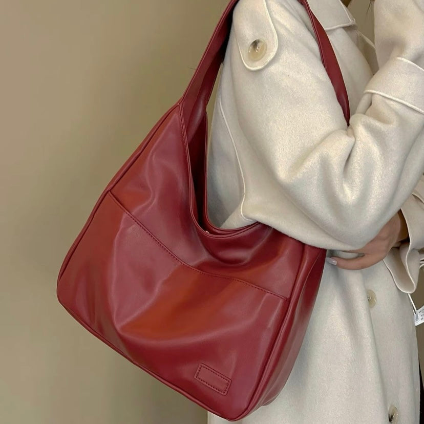 Emilia™ | The perfect crossbody bag for women