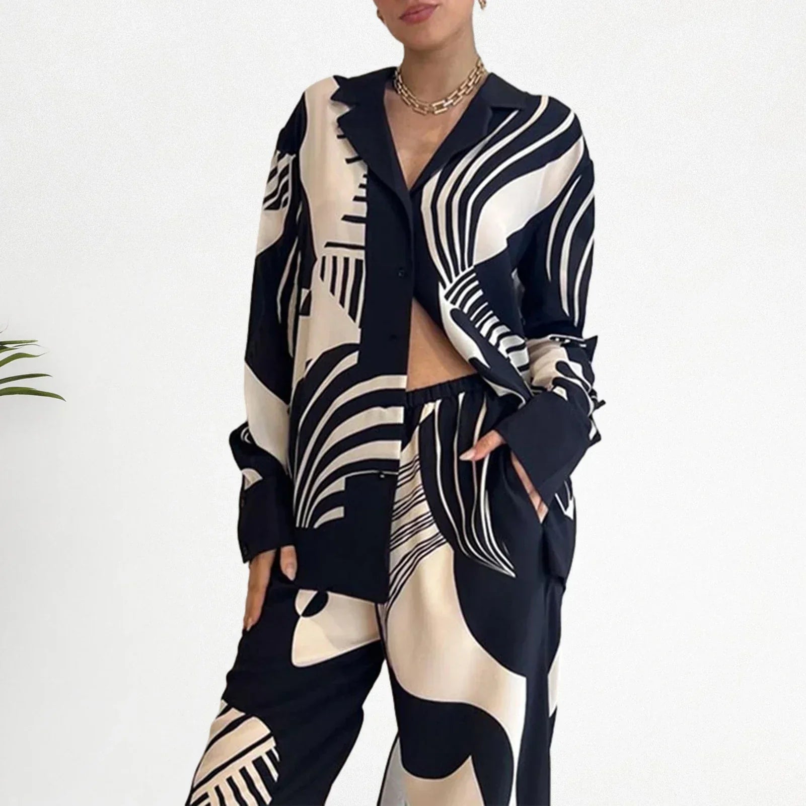 Galilea | Elegant pants and blouse set