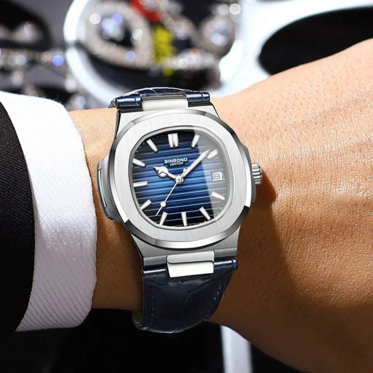 Montre Luxe Cuir Noir