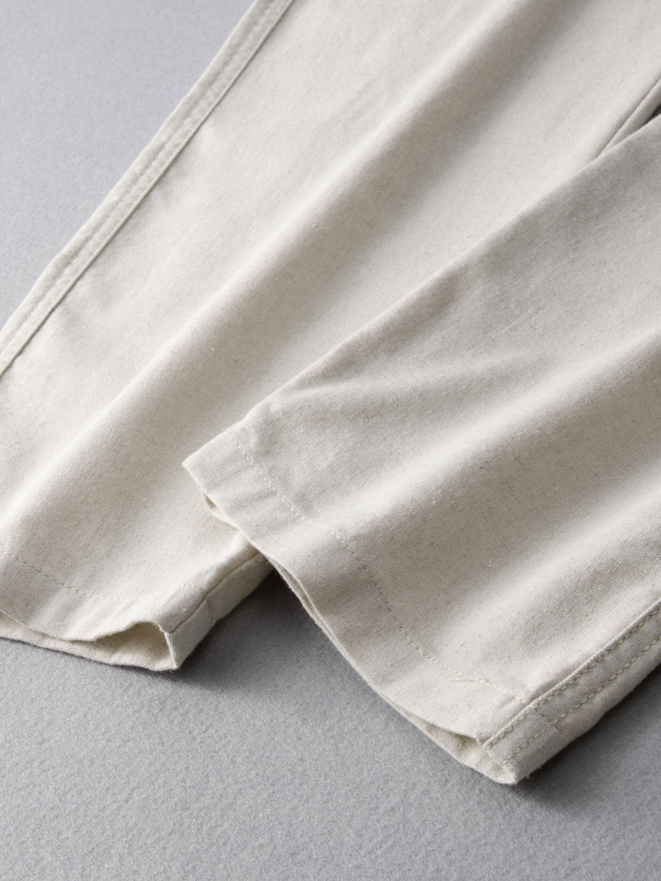 Muscle Fit Diamond Texture Cuban Shirt & Straight Leg Linen Pants